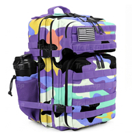 Sac à dos de sport Trailpop 45L avec compartiment séparé pour gants de boxe et support pour pads de frappe, idéal pour le Muay Thai et le MMA