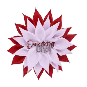 Ince şerit Pin mektup yıkıcı DIVA Delta Sigma Theta sevgili fil Charm Sorority kırmızı ve beyaz çiçek korsage kadın broş