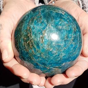 Péndulo de Piedras Naturales Maravillosas de 8-8.5cm, Esfera de Jade en Bruto, Bola de Apatita Azul para Decoración - Product Image 3