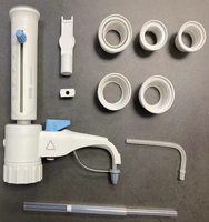 Distributeur de bouteilles autoclavable Scientific Lab pour applications stériles avec adaptateurs les plus courants