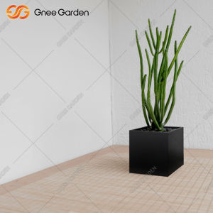 Maceta Cuadrada de Fibra de Vidrio Negra de 24 Pulgadas, Resistente, Ecológica, para Interiores y Exteriores, Estilo Americano, para Uso en Hoteles - Product Image 3