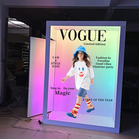 Boîte photo Vogue de haute qualité 2026 avec éclairage LED RGB et miroir acrylique pour cabine photo de magazine