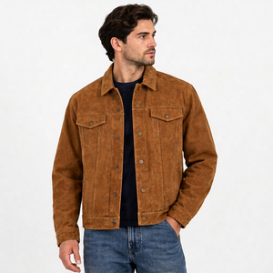 Chaqueta de Gamuza Marrón Caramelo para Hombre con Bolsillos Dobles con Cremallera en el Pecho, Chaqueta Estilo Biker Casual con Cremallera Completa, Fabricante OEM Personalizado - Product Image 1