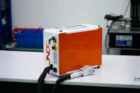 Sac à dos portable Offre Spéciale 50W 100W 200W machine de nettoyage laser pour nettoyer le bois, le métal et les graffitis