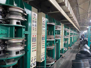 MEILLEURE QUALITÉ! PRIX COMPÉTITIF! SERVICES EXTENSIFS! <span class=keywords><strong>Pneu</strong></span> de <span class=keywords><strong>moto</strong></span>, <span class=keywords><strong>pneu</strong></span> pour <span class=keywords><strong>moto</strong></span>, <span class=keywords><strong>pneu</strong></span> <span class=keywords><strong>hiver</strong></span>, nous avons DOT ISO EMARK - Product Image 6