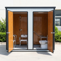 Unité de toilettes modulaire portable Greens avec douche extérieure moderne pour chantier, toilettes unisexes et adaptées aux personnes à mobilité réduite