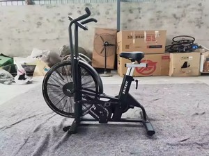 Bicicleta Estática de Acero SQ Fitness con Motor Autopropulsado para Gimnasios Comerciales - Product Image 5