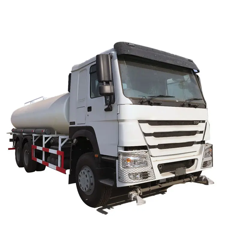 HOWO डीजल ऊर्जा की बचत 6*4 16CBM ट्रक घुड़सवार पानी की टंकी ट्रक