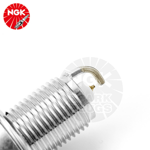 หัวเทียนที่จุดระเบิดของเครื่องยนต์ NGK IFR6T11 4589สำหรับ Chrysler 2.0 <span class=keywords><strong>LX</strong></span> 1994-2000 2.0 16V 1994-2000 5098168AA OEM - Product Image 5
