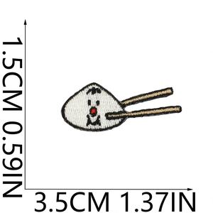 Patchs thermocollants miniatures simples en noir et blanc avec des motifs d'animaux tigre, chien, ours pour vêtements, accessoires décoratifs - Product Image 5