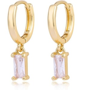 Vendita all'ingrosso personalizzata 925 ago in argento semplice moda rettangolare varietà di zircone colorato in <span class=keywords><strong>orecchini</strong></span> gioielli - Product Image 1