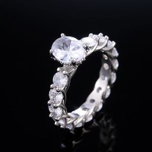 แหวนคลาสสิกแบบเต็มวงสำหรับผู้หญิง เครื่องประดับนิ้วมือแฟชั่นสุดหรู - Product Image 1