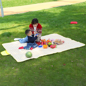 Diseño personalizado impermeable Camping Picnic Mat portátil plegable playa Mat para actividades al aire libre - Product Image 6