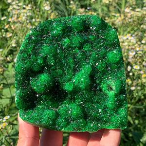 Pierre de quartz minérale de guérison de grande taille 500-600g, artisanat en cristal gravé, cadeau de vacances, cristal de géode verte - Product Image 5