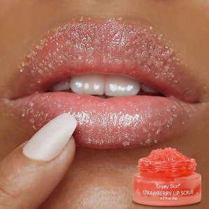 Baume à lèvres hydratant et exfoliant à la fraise, biologique, végétalien, étiquette privée, vente en gros, crème imperméable pour les lèvres - Product Image 4