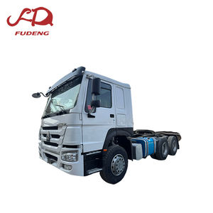 Camion tracteur SINOTRUCK Sitrak d'occasion 6x4 Diesel Euro 3, conduite à <span class=keywords><strong>gauche</strong></span>, 360 ch/375 ch/480 ch, 10 roues, poids lourd, à vendre - Product Image 1
