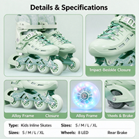 Ensemble de patins à roulettes réglables avec 8 roues LED clignotantes, casque, genouillères, patinage en ligne extérieur pour garçons et filles