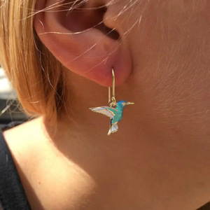 Set di collana e orecchini con colibrì sfumato blu per donna, graziosi gioielli alla moda a forma di animale - Product Image 3