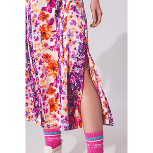 Vestido maxi con estampado floral y nudo frontal en multicolor - Product Image 6