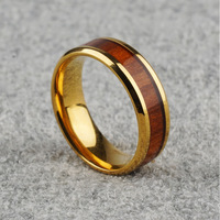 Bague de luxe en acier inoxydable de style européen et américain pour homme, avec incrustation de ligne dorée et de bois de rose, bague noire
