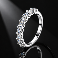 Bague Moissanite Classique Vintage en Argent S925 avec Gemme Ronde VVS Scintillante, Monture Demi-Éternité Certifiée GRA, Cadeau Quotidien ou d'Anniversaire