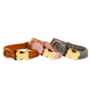Diseñador de moda Patrón de flores Forma de hueso Hebilla Etiqueta de nombre grabada con láser <span class=keywords><strong>Collar</strong></span> de perro mascota - Product Image 5