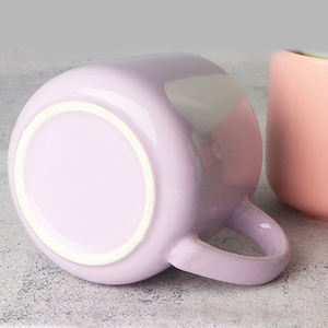 カラフルな食器洗い機・電子レンジ対応の磁器製大型コーヒーマグ、様々な色の高品質セラミック製ドリンクカップ - Product Image 6