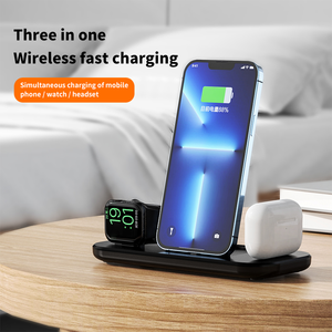 Support de chargeur de téléphone sans fil 3-en-1 avec affichage numérique et réveil, vente en gros directe usine chinoise 2026 - Product Image 4