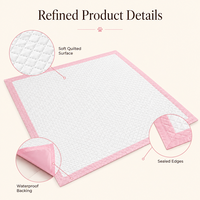 Tapis d'apprentissage de la propreté pour chiots roses, avec couche supérieure gaufrée douce, noyau absorbant l'humidité et emballage personnalisé pour la vente au détail
