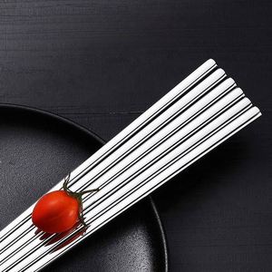 Baguettes en acier inoxydable 316 de qualité supérieure - Ustensiles pour la maison, les restaurants et les cadeaux, couverts asiatiques antidérapants et résistants à la chaleur - Product Image 4