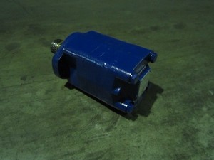 Moteur rotatif de haute qualité pour niveleuse/pompe de niveleuse 11C1487 ; ASSY BMSY-100-Z11-B-M3 - Product Image 6