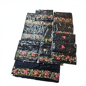 Hijab pour femmes de luxe en coton floral, respirant, doux pour la peau, chaud, traditionnel, de haute qualité, pour toutes les saisons, à porter en extérieur - Product Image 6