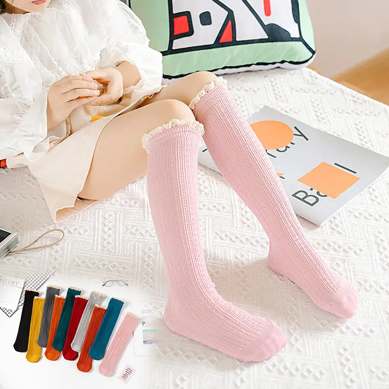 Ivy70383H kış sıcak çocuklar dantel yan kazık çorap kızlar düz renk pamuk çorap uzun tüp bebek çorap