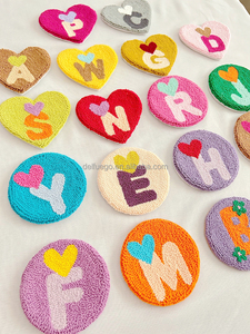 Idée cadeau Saint Valentin Cadeaux de mariage pour invités Dessous de verre à l'aiguille à la main Tapis à tasses en forme de cœur pour la décoration de la maison et de la cuisine - Product Image 4