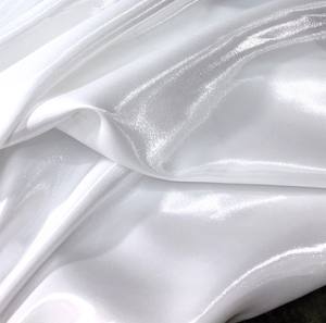 Tessuto Satinato Liquido Oro Brillante, Tessuto in Poliestere Liquido Riflettente, Organza Luminosa per Abiti da Sera Femminili - Product Image 5