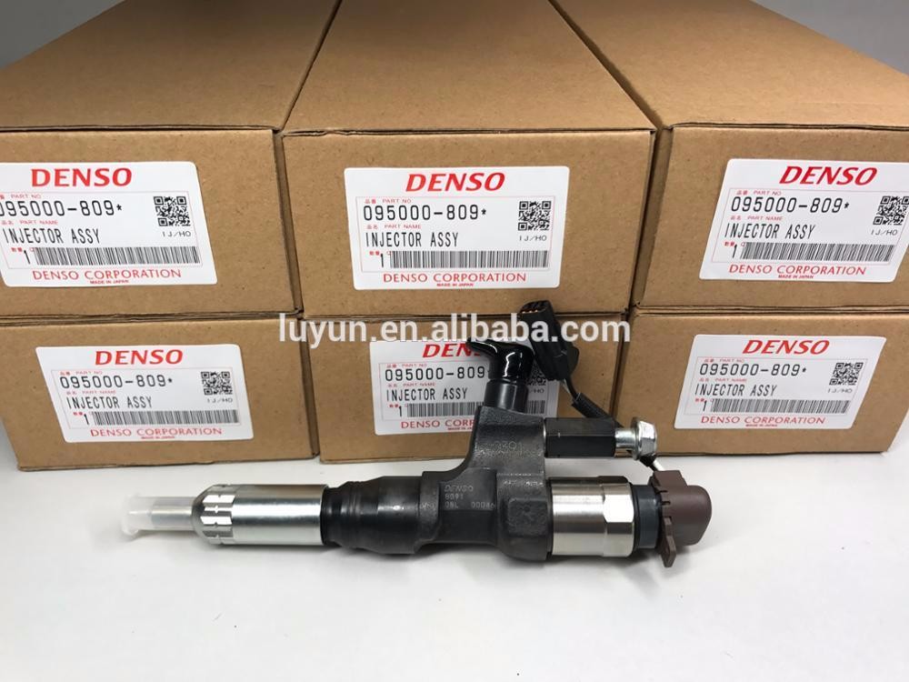 Diesel Common Rail Injector 095000-8090 095000-8092 Diesel Fuel Injection Nozzle 23670-E0392 With High Quality