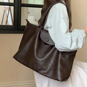 กระเป๋าสะพายข้างความจุขนาดใหญ่สีดำกันน้ำมีซิปสำหรับผู้หญิงเดินทางพักผ่อน - Product Image 2