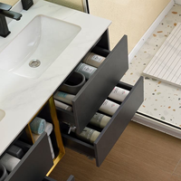 Meuble de salle de bain minimaliste avec double vasque en céramique et tiroirs à fermeture douce écologiques pour hôtels et villas