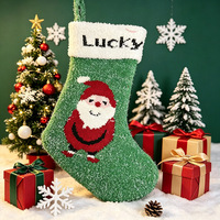 Chaussettes de Noël Rouge et Blanc 18 pouces en Chenille Douce et Moelleuse Broderie Personnages de Noël Lettres Sac Cadeau Bonbons à Suspendre pour Arbre