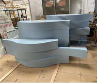 (ISO9001,CE) conception spéciale de faux plafond de hall en aluminium ondulé décoratif de piscine