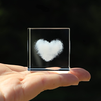 Cube en cristal gravé en 3D personnalisé en usine, logo photo, cadeau de Noël, cube en cristal avec lumière LED