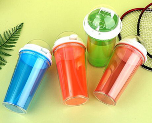 16oz 480ml Moderne Écologique Enfants Été Football <span class=keywords><strong>Tir</strong></span> Jeu Drôle Double Couche En Plastique Tasse À Eau pour <span class=keywords><strong>Jus</strong></span> De Fête Tasse - Product Image 2