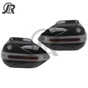 Accesorios para scooter, venta al por mayor, guante delantero de aleación de aluminio para motocicleta, protector de brazo con luz LED para <span class=keywords><strong>PCX</strong></span> 125/150, precio bajo - Product Image 4