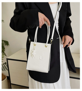 <span class=keywords><strong>Bolso</strong></span> Tote de Gran Capacidad con Letras en Relieve, Moderno y Elegante, de Alta Calidad, Marca TOUSES, para Llevar al Hombro o Cruzado - Product Image 6