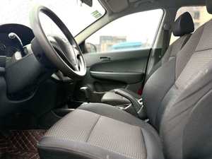 Personalización Interior <span class=keywords><strong>Hyundai</strong></span> <span class=keywords><strong>2010</strong></span> <span class=keywords><strong>I30</strong></span> 1.6 Edición Comfort Transmisión Automática Autos Usados - Product Image 2