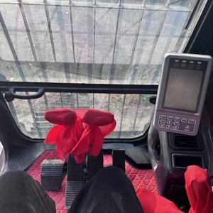 Low-Cost Used SANY 365H Excavator 36 Ton Crawler Type 2023 <b>Model</b> Isuzu <b>Engine</b> Excellent Condition in Stock Shipped Country - Product Image 6