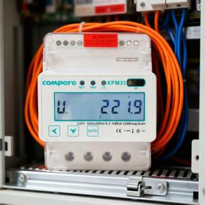 Medidor de Energía Bidireccional Inteligente Monofásico con WiFi, RS485, para Riel DIN, con Medición de KWh, <span class=keywords><strong>Prepago</strong></span> y Pago Posterior - Product Image 1