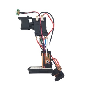 Bohrer-Auslöse schalter N335379 N868642 N337101 Für <span class=keywords><strong>DCD771</strong></span> DCD771C2 TYPE1 N279942 N337101 16A Schwarz 20 V Elektrowerkzeug-Ersatzteile - Product Image 1