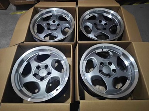 Jantes de Voiture Particulière YXQ 5x120 Moulées 17 Pouces 8J/9J, Jantes en Alliage Multibranches Argentées pour BMW Série 5 Série 8 E31 E34 M5 E30 M3 E36 - Product Image 5