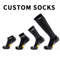 Chaussures L & J Vente en gros Chaussettes en coton brodées unisexes de haute qualité avec logo personnalisé Chaussettes de sport décontractées conçues pour hommes
